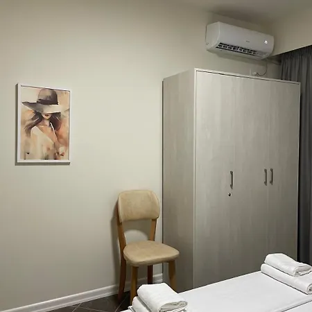 Margen - Center Apartament Tirana